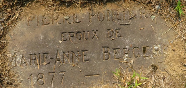plaques\lot357_5.jpg